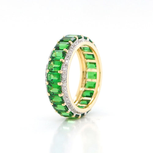 5.38 cts Octagon Tsavorite with White Diamond Pavée Eternity Ring