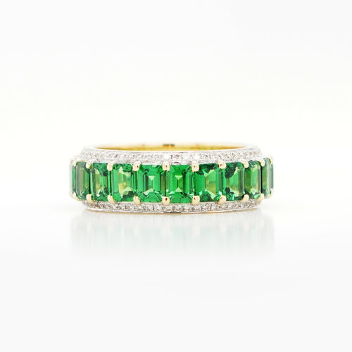 5.38 cts Octagon Tsavorite with White Diamond Pavée Eternity Ring
