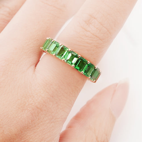 ETN RG-23033-7.69 cts Octagon Tsavorite Eternity Ring