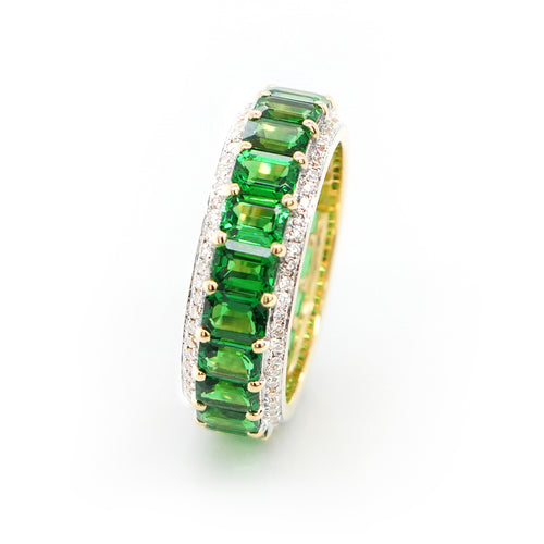 5.38 cts Octagon Tsavorite with White Diamond Pavée Eternity Ring
