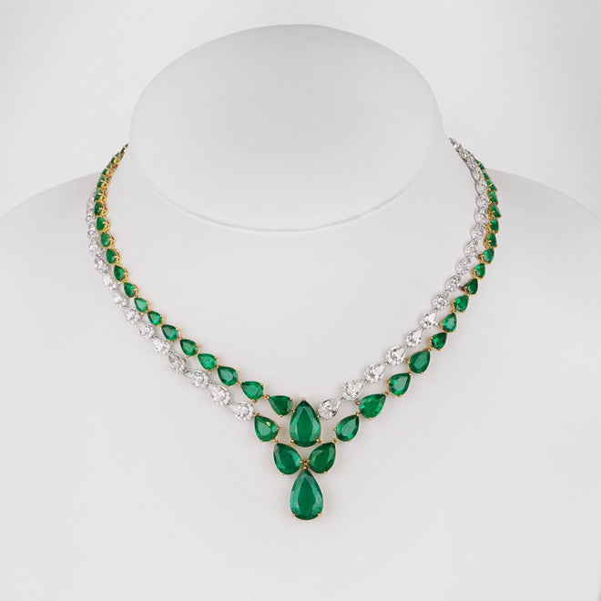 46.49 / 15.67 cts Emerald with Diamond Necklace