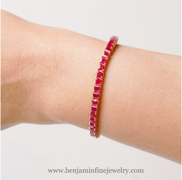 How to Wear a Tennis Bracelet with a Watch