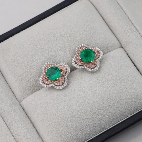 0.78 /0.99 cts Colombian Emerald Earring