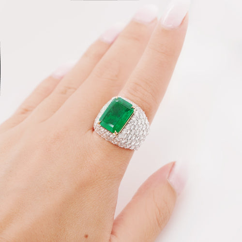 4.97 cts Octagon Emerald Ring