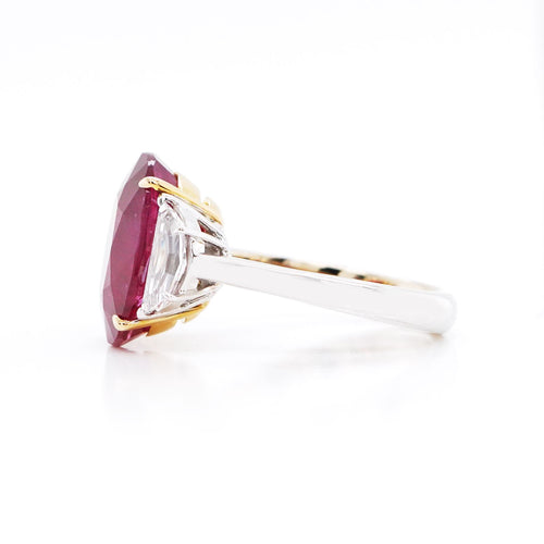 9.01 cts Ruby with Diamond Ring