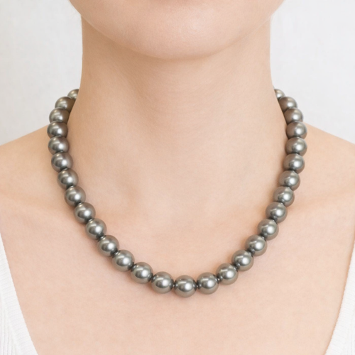 37.00 cts Black Pearls Necklace-2