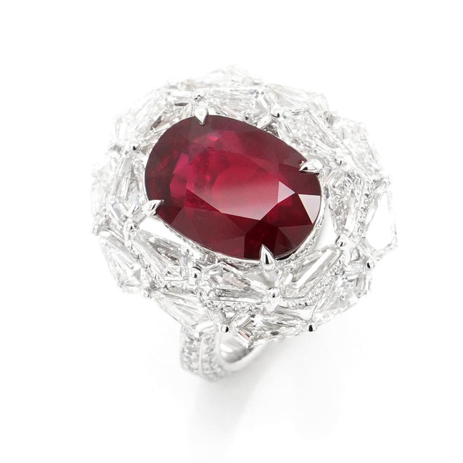  5.09 / 3.38 cts Ruby with Kite Diamond Ring