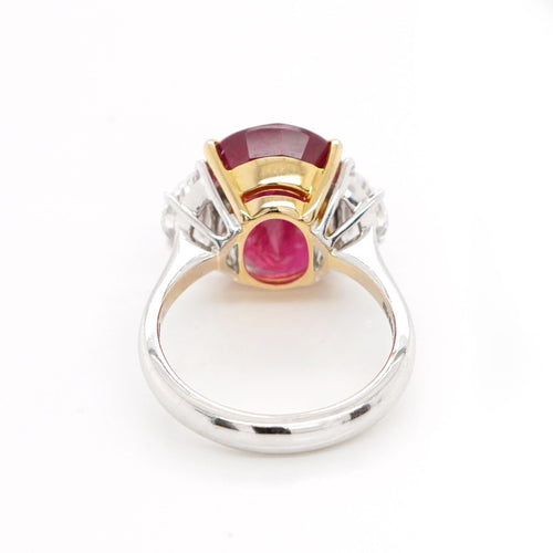 9.01 cts Ruby with Diamond Ring