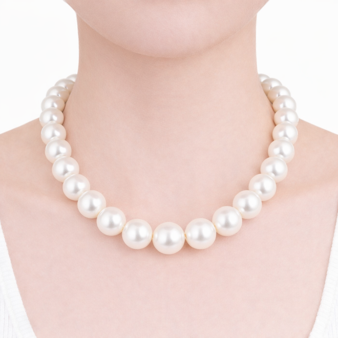 82.28 cts White Pearls Necklace-2