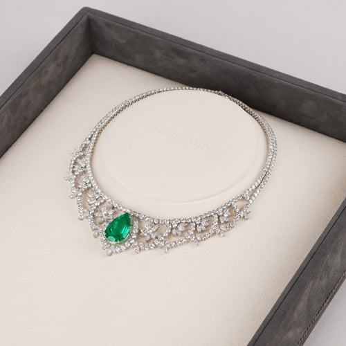 20.40 / 24.51 cts Colombian Emerald with Diamond Necklace