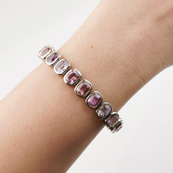 26.19 cts Spinel Bangle