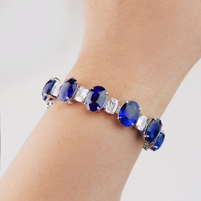 73.36 cts Blue Sapphire with Diamond Bracelet (ENQUIRE)