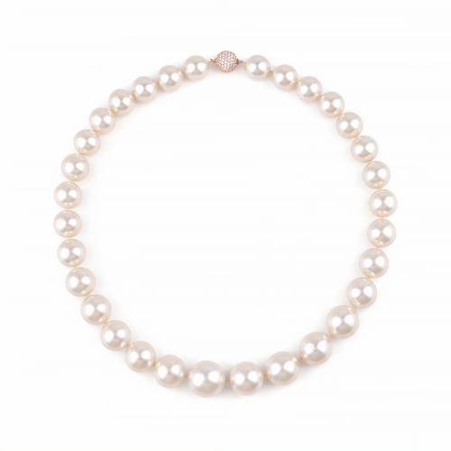 82.28 cts White Pearls Necklace