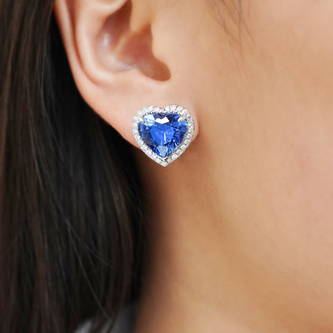 5.14 / 4.71 cts Blue Sapphire Earrings