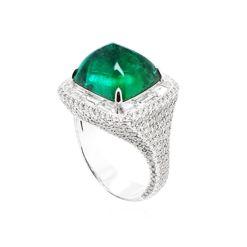 7.12 cts Emerald with Diamond Ring