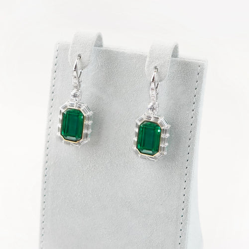 8.886 / 7.373 cts Emerald with Diamond Earring
