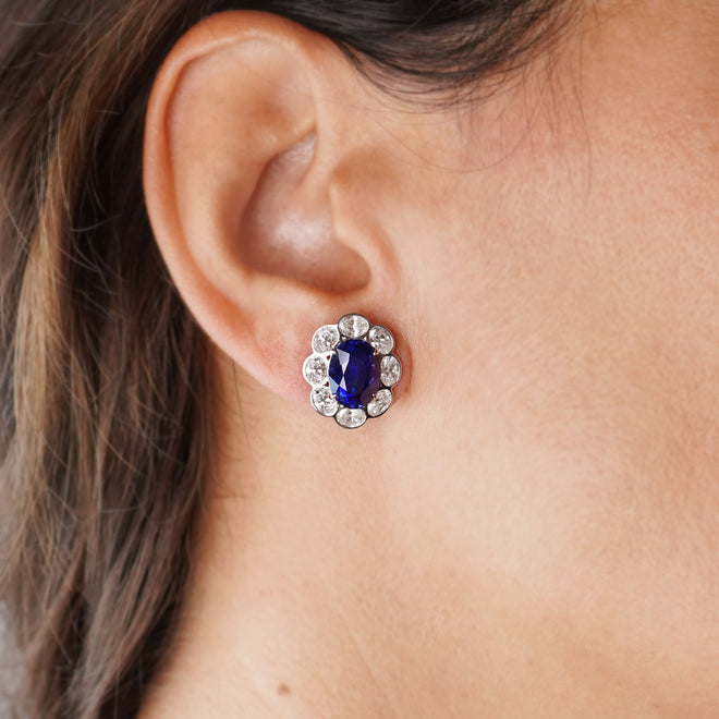 4.90 /4.67 cts Oval Blue Sapphire with Diamond Earrings