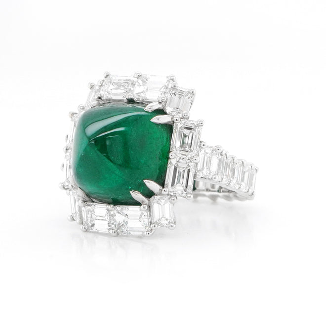 13.66 cts Minor Sugarloaf Emerald Ring