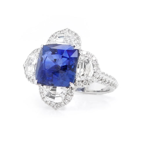8.56 cts Blue Sapphire with Diamond Ring