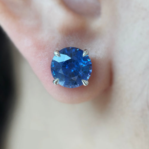  4.55 / 4.06 cts Blue Sapphire Earrings