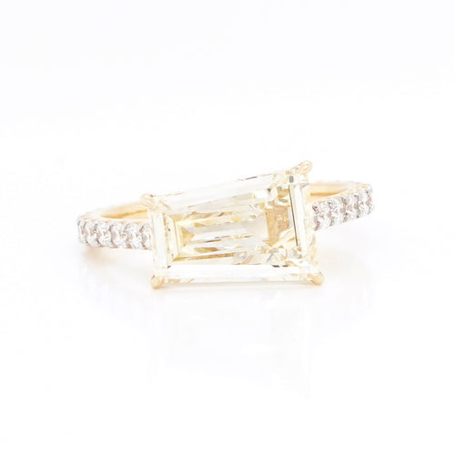 2.74 cts Fancy Brown Tapered Diamond Ring