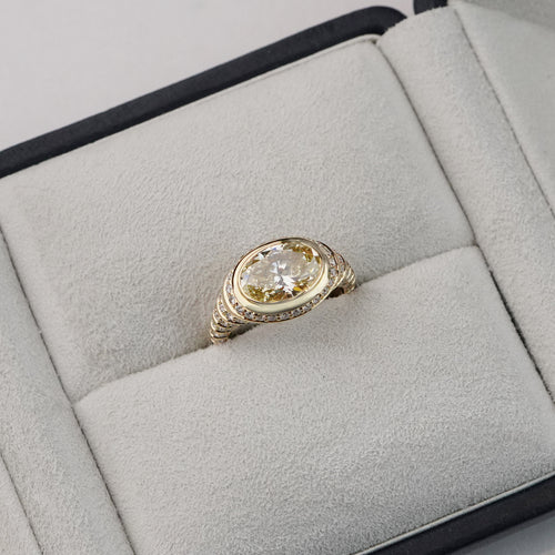 2.01 cts Fancy Yellowish Diamond Pinky Ring