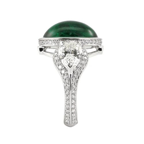 6.36 cts Emerald with Diamond Ring