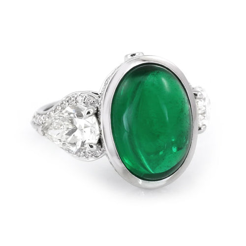 6.36 cts Emerald with Diamond Ring