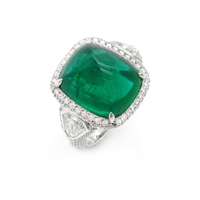  12.18 cts Emerald with Diamond Ring