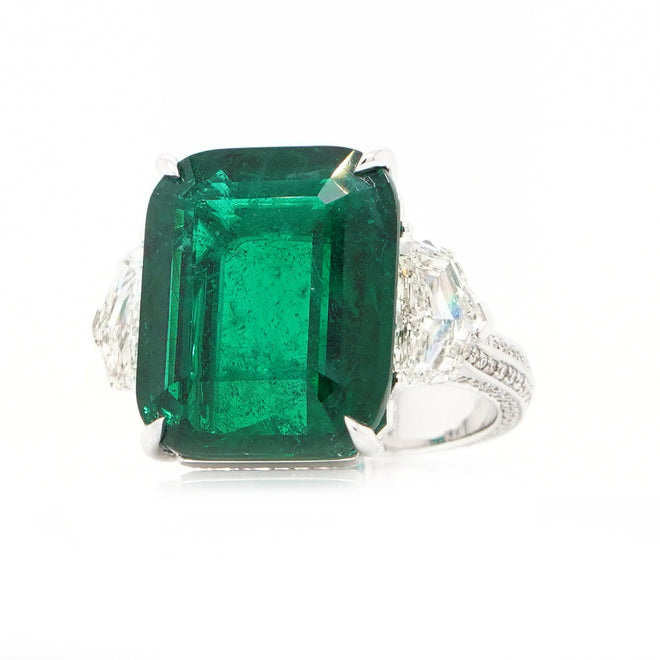  14.07 cts Emerald with Diamond Ring (ENQUIRE)