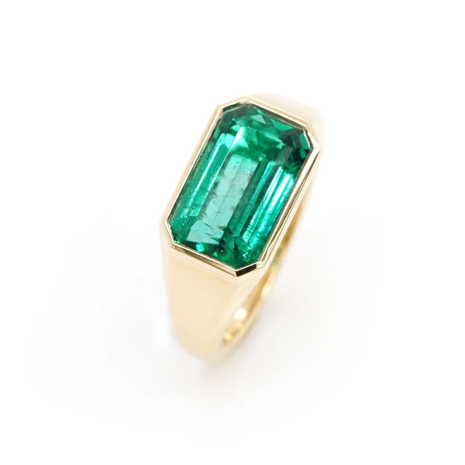 3.89 cts Octagon Emerald Ring