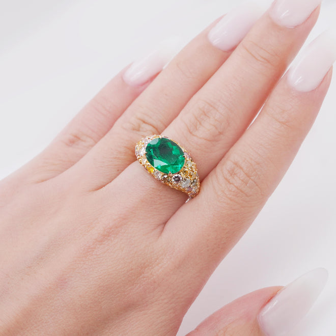 RE-24026-3.131 cts Minor Oil Colombian Emerald Ring