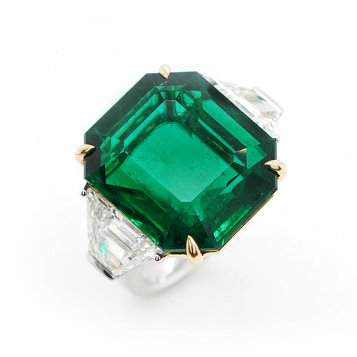 RE-25014-16.53 cts Emerald with Diamond Ring