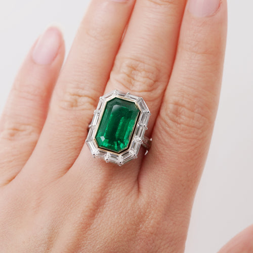 9.728 Emerald with Diamond Ring ( ENQUIRE)