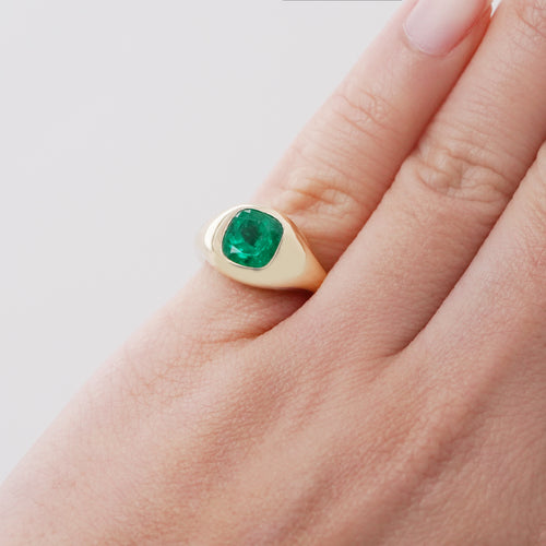 1.55 cts Colombia Cushion Emerald Pinky Ring