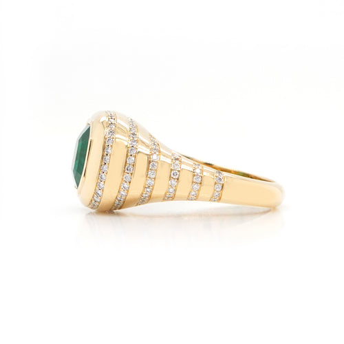 3.13 cts  Octagon Emerald Ring