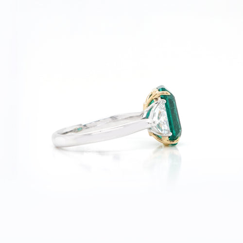 3.78 cts Octagon Emerald with Diamond Ring