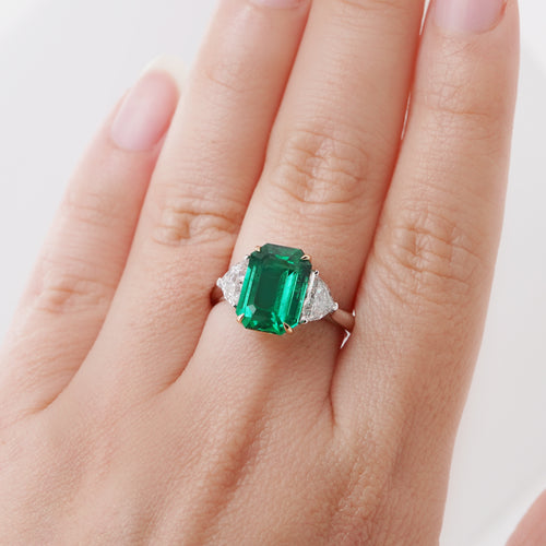 3.78 cts Octagon Emerald with Diamond Ring
