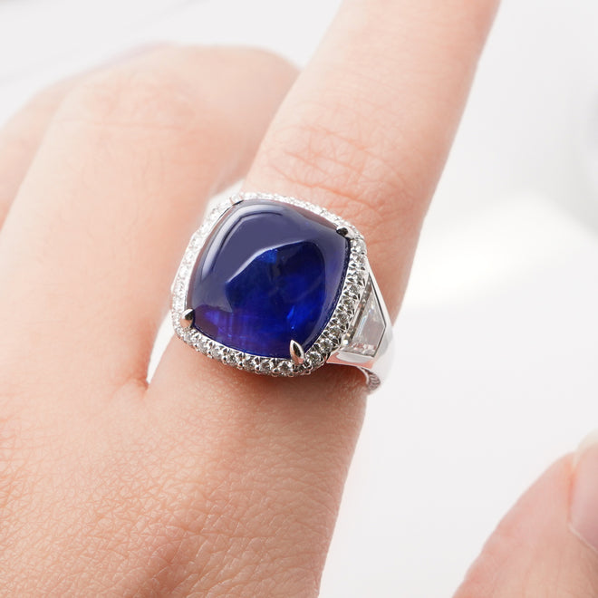 16.73 cts Blue Sapphire with Diamond Ring