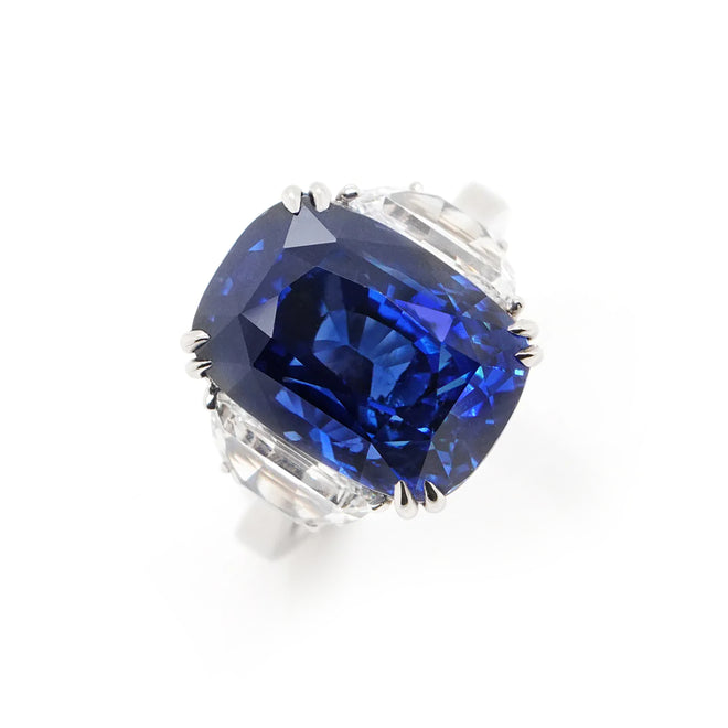 16.06 cts Blue Sapphire with Diamond Ring (ENQUIRE)
