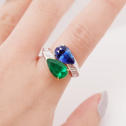 3.309 / 2.436 cts Blue Sapphire with Emerald Ring