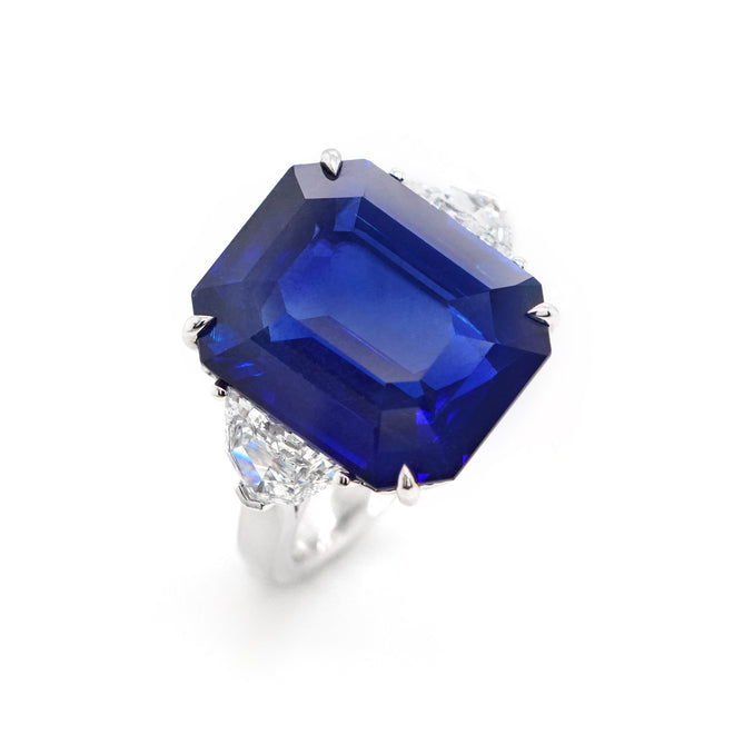 18.60 cts Blue Octagon Sapphire with Diamond Ring ( ENQUIRE)