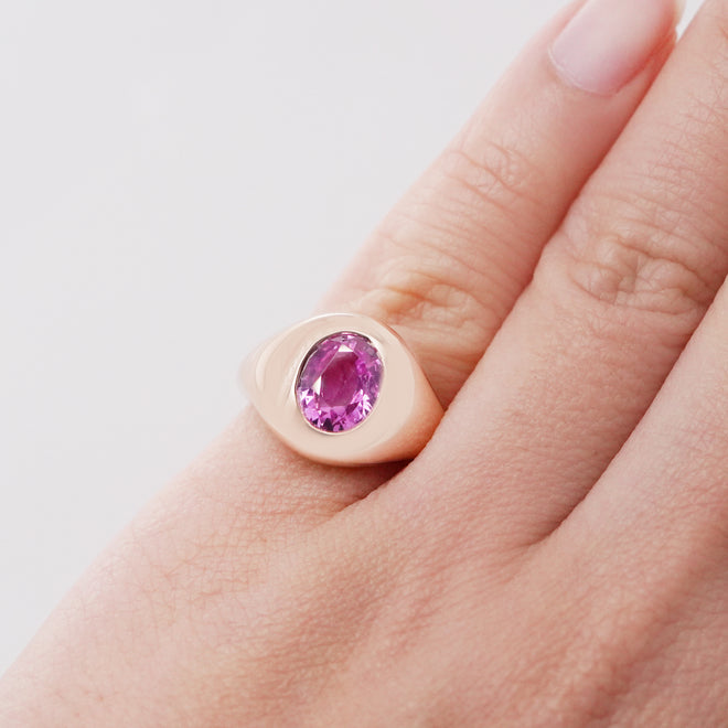 1.90 cts Oval Pink Sapphire Pinky Ring