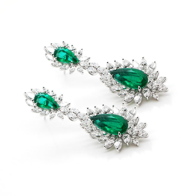 10.56 cts Emerald With Diamond Earrings (ENQUIRE)
