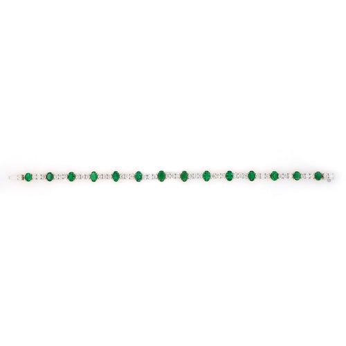 5.01 cts Emerald with Diamond Bracelet