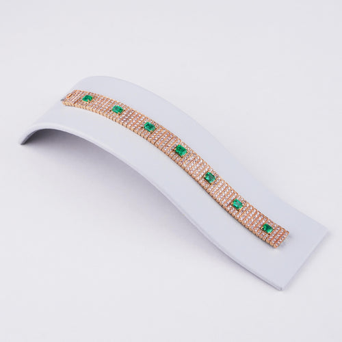 8.00 / 6.94 cts Emerald with Pink Diamond Bracelet (ENQUIRE)