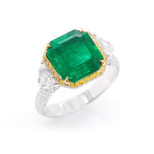 4.056 cts Octagon Emerald with Diamond Ring