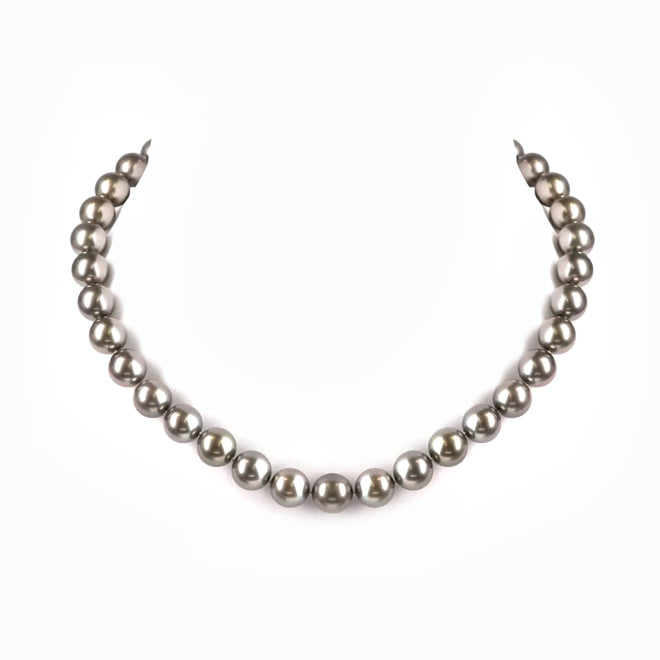 37.00 cts Black Pearls Necklace