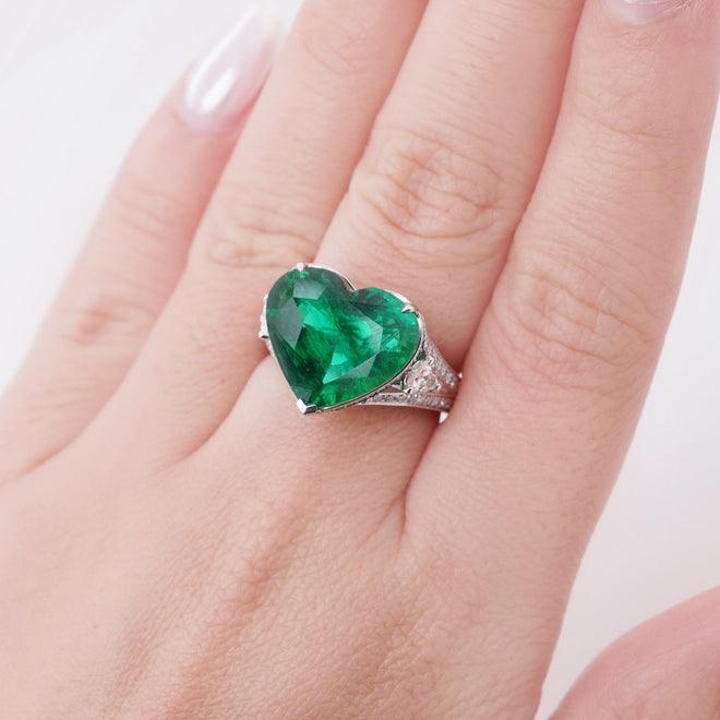 5.780 cts Heart Shape Emerald with Diamond Ring (ENQUIRE)