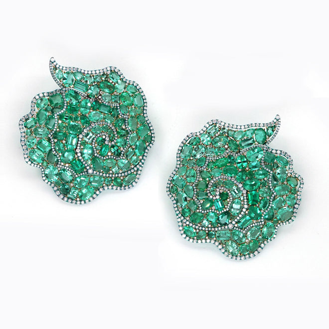 ee-25011-40.98 cts Fancy Shape Emerald Studs